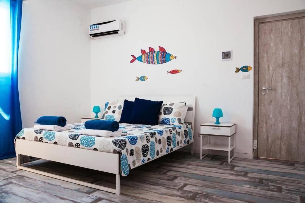 Ferienwohnung Attico In Pieno Centro Storico Di CTA Exterior foto