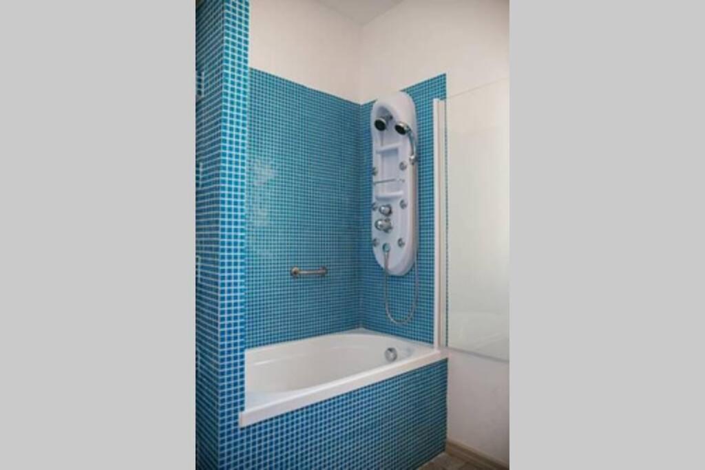 Ferienwohnung Attico In Pieno Centro Storico Di CTA Exterior foto